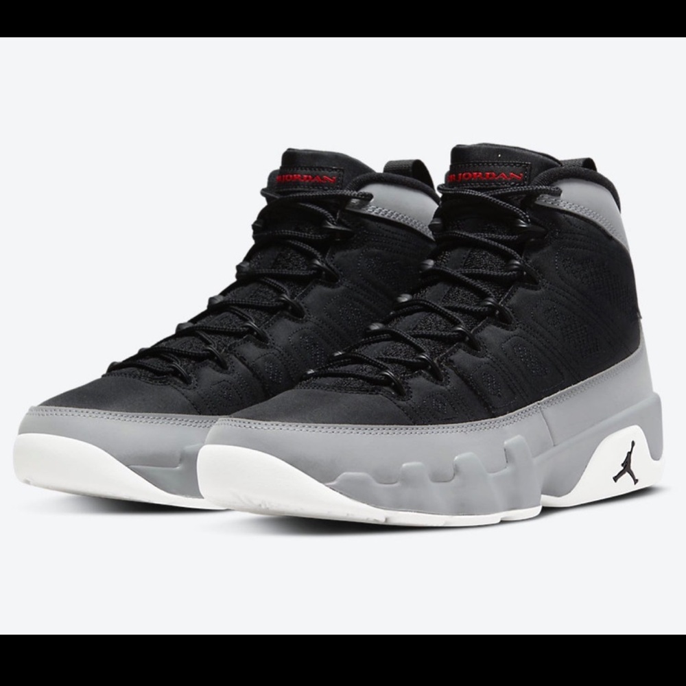 ❌SOLD❌ Air Jordan Retro 9 “Particle Grey” sneakers, New in Box, M9 - Picture 2 of 12